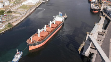 Puerto Quequén impulsa su operatoria con 8 movimientos diarios y 35 buques para agosto