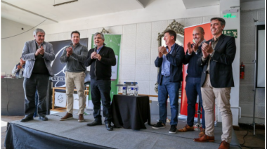 El vecinalismo bonaerense se proclamó detrás de la candidatura de Massa