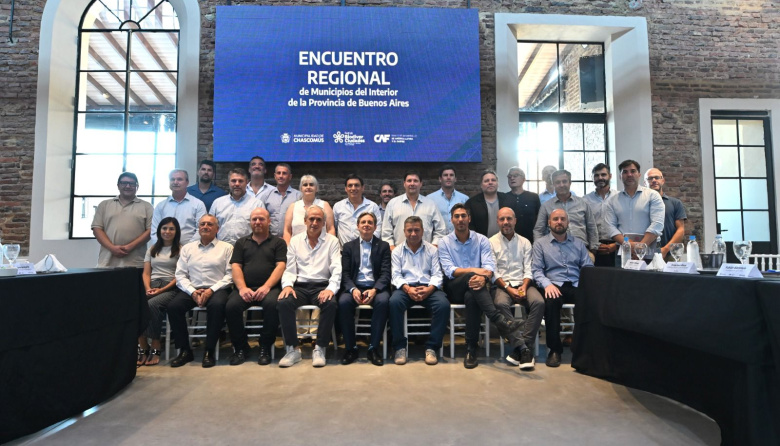 Lisandro Hourcade apuntó a la generación de empleo y el desarrollo de los municipios en encuentro regional en Chascomús