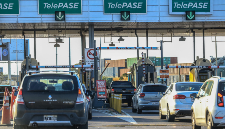 Avanza la privatización de rutas: se conocieron las ofertas de peajes