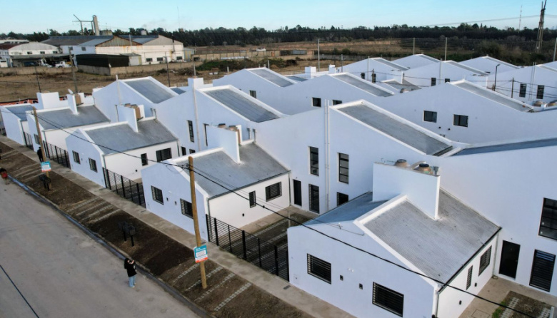 La Provincia abrió un plan para regularizar cuotas de viviendas HogarBA