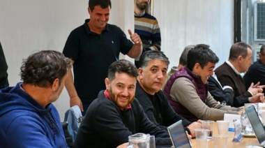 Docentes, estatales y judiciales llegaron con reclamos, pero se fueron sin oferta