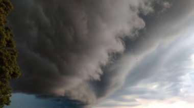 Avanzan las tormentas en la Provincia y la costa está bajo alerta naranja