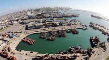 Empresarios pesqueros de Mar del Plata buscan reducir salarios y los gremios advierten un conflicto