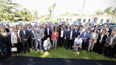 En La Plata, Kicillof reunirá a jefes comunales por la crisis de los municipios