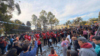 Katopodis inauguró la renovada Plaza del Ferrocarril en Castelli