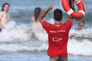 Con más de 340 guardavidas continúa el operativo de seguridad en playas del Partido de La Costa