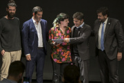 Dolores: Kicillof entregó 299 escrituras y una ambulancia para el sistema de salud