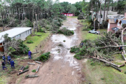 Caos en Pinamar tras el temporal: hablan del paso de un tornado en la zona norte