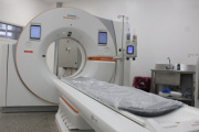 Hospitales bonaerenses: la Provincia amplió la red de diagnóstico con 30 tomógrafos