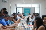 La Provincia recibe a estatales y docentes para cerrar un nuevo aumento salarial