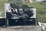 Fangio tiene un nuevo mural en Balcarce a días de la reapertura del autódromo